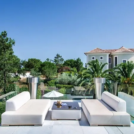 Orla Deluxe Luxury With Geo-thermal Swimming Pool Vila