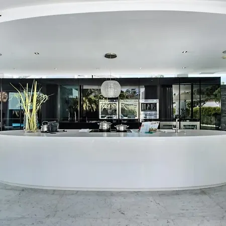 Orla Deluxe Luxury With Geo-thermal Swimming Pool Holiday home Albufeira